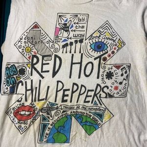 Red Hot Chili Peppers Vintage Tee